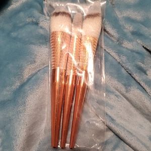 Alamar makeup brush trio